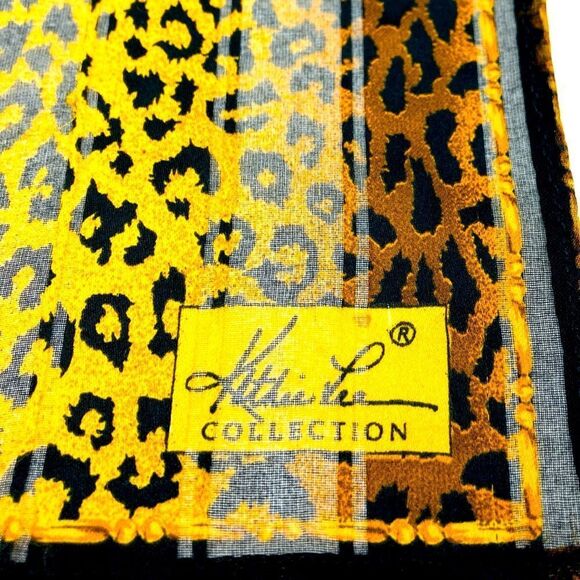 Kithie Lee Italian Design Square Scarf 22” - Picture 6 of 6